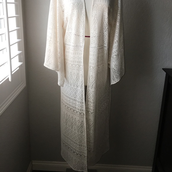 Crochet Lace Kimono - Picture 4 of 5